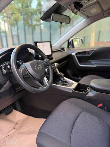 טויוטה RAV4