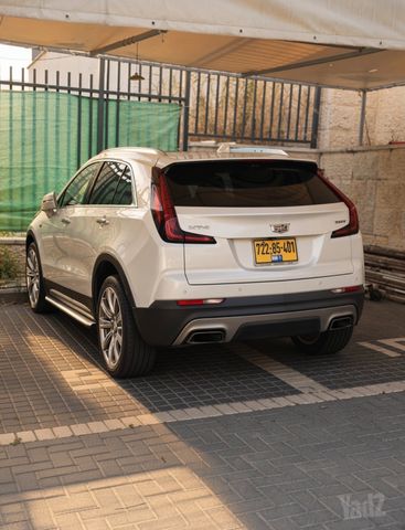 קאדילק XT4