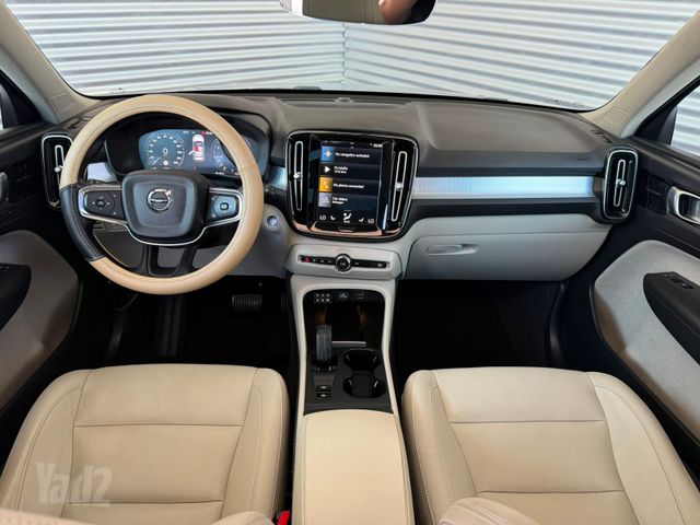 וולוו XC40