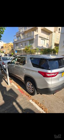 שברולט טראוורס