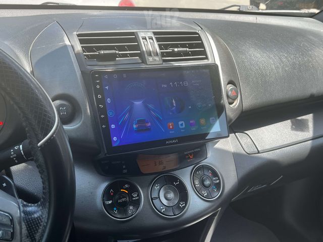 טויוטה RAV4
