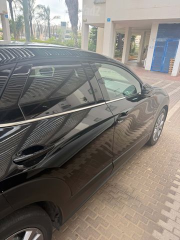 מודעת רכב מאזדה CX-30