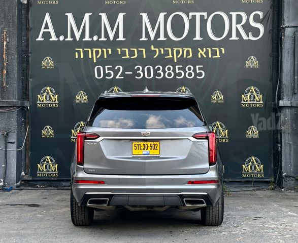 קאדילק XT6