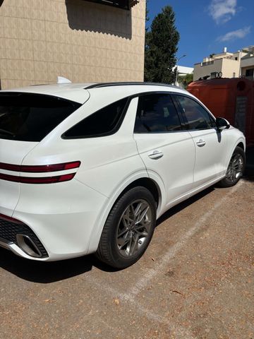 ג'נסיס GV70