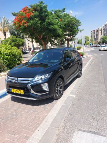 מיצובישי אקליפס קרוס