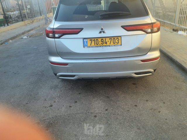 מודעת רכב מיצובישי אאוטלנדר