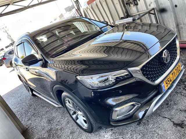 אם ג'י EHS PHEV