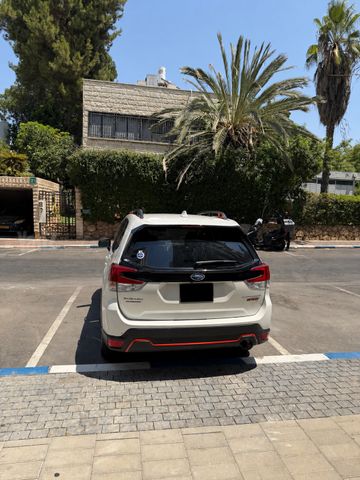 סובארו פורסטר