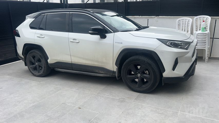 מודעת רכב טויוטה RAV4