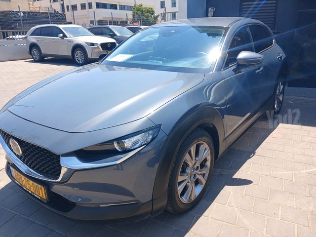 מאזדה CX-30