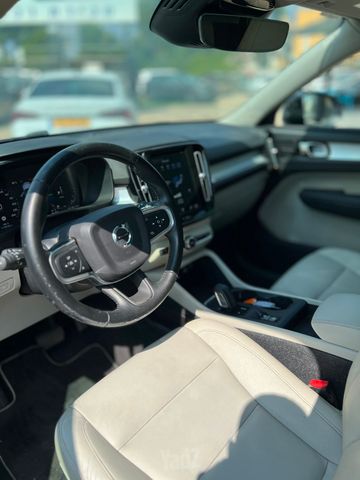 וולוו XC40