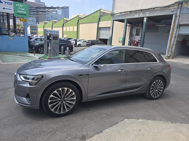 אאודי E-tron