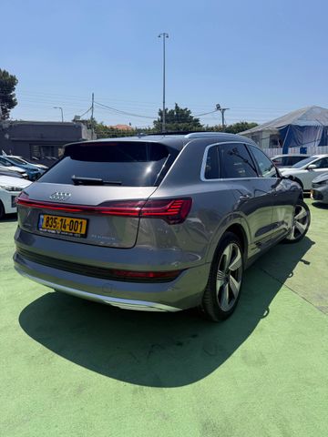 אאודי E-tron