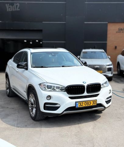 ב מ וו X6