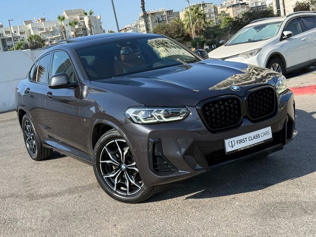 ב מ וו X4