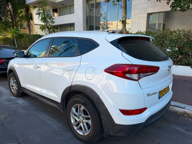 יונדאי טוסון