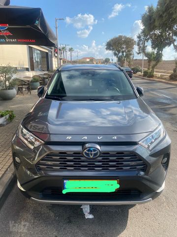 טויוטה RAV4