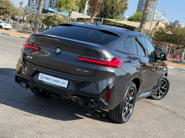 ב מ וו X4