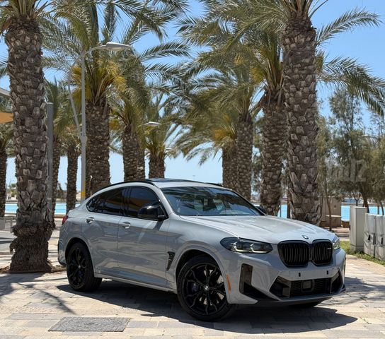 ב מ וו X4 M