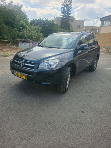 מודעת רכב טויוטה RAV4