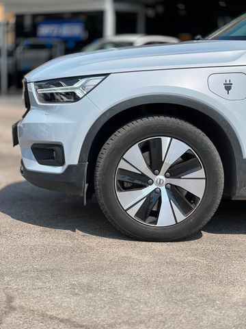 וולוו XC40