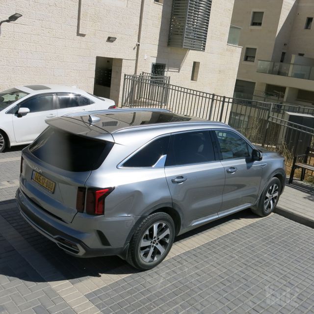 קיה סורנטו
