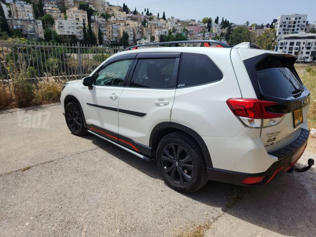 סובארו פורסטר
