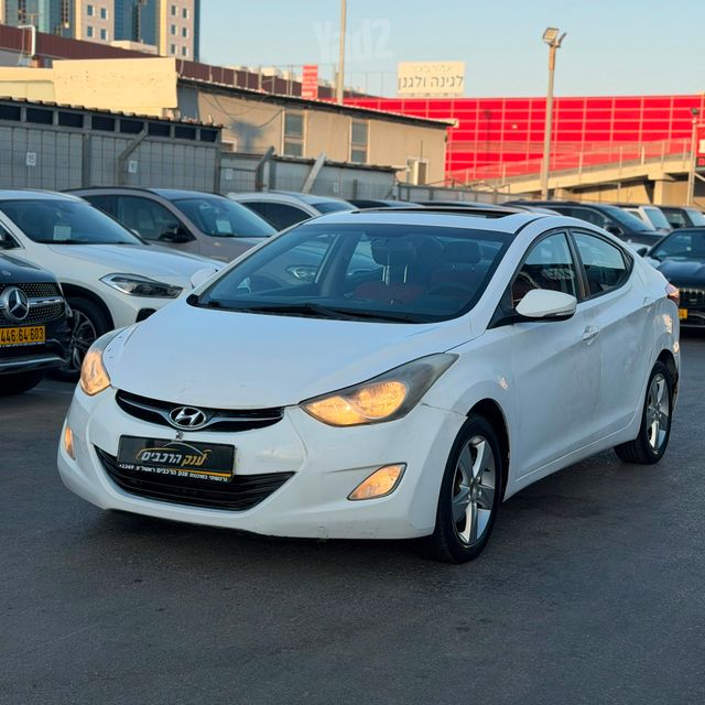 יונדאי I35