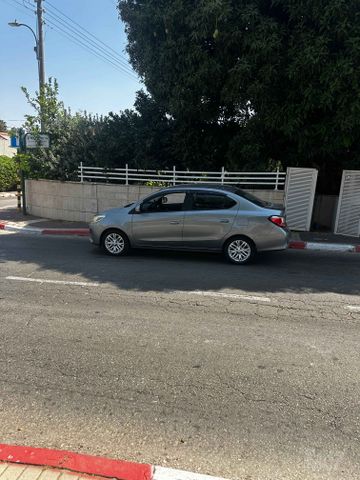 מיצובישי אטראז'
