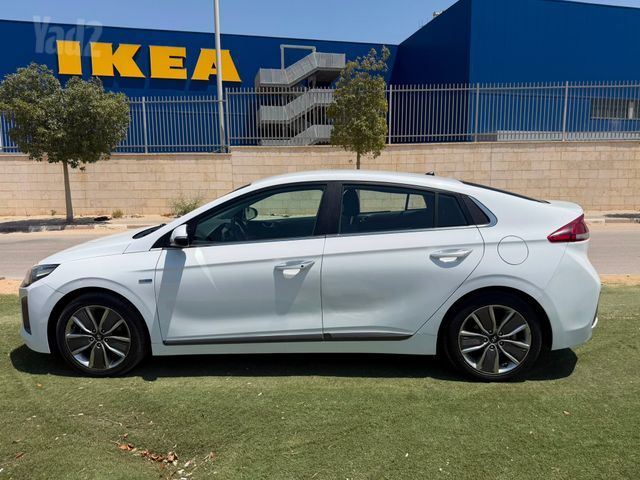 יונדאי איוניק