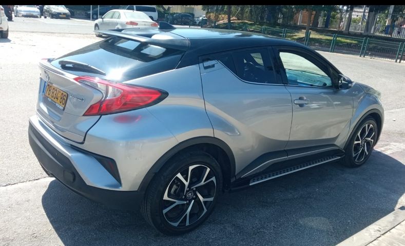 טויוטה C-HR