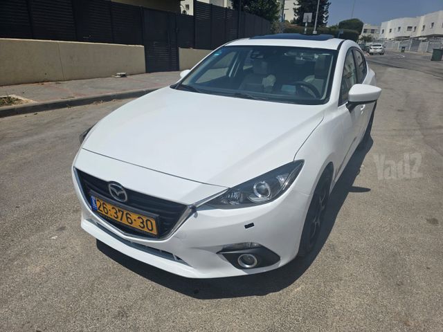 מאזדה 3