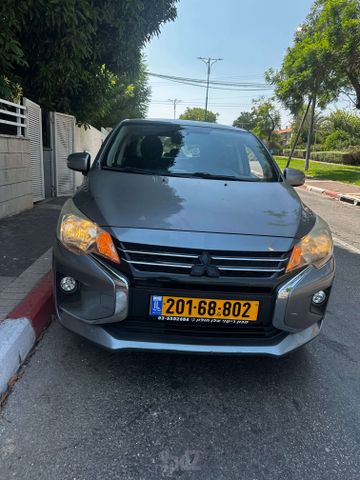 מיצובישי אטראז'