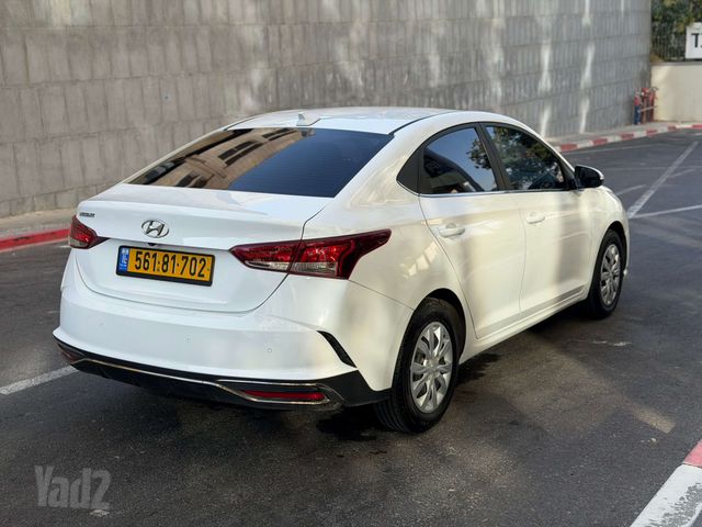 יונדאי אקסנט i25
