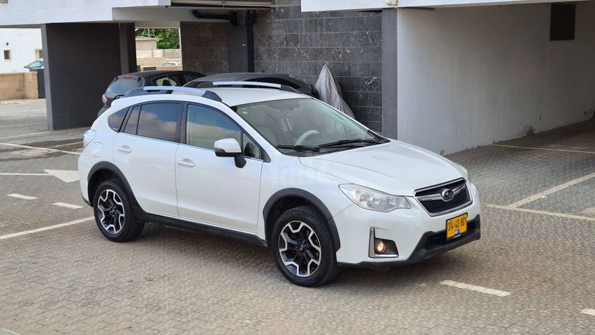 מודעת רכב סובארו XV
