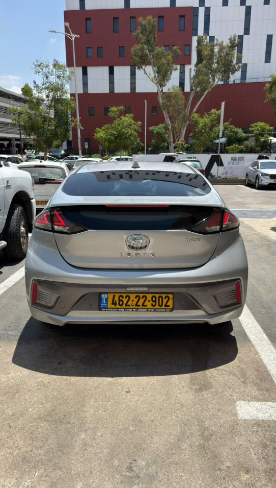 יונדאי איוניק
