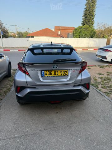 טויוטה C-HR