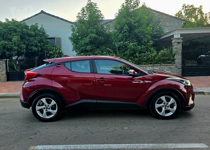 טויוטה C-HR
