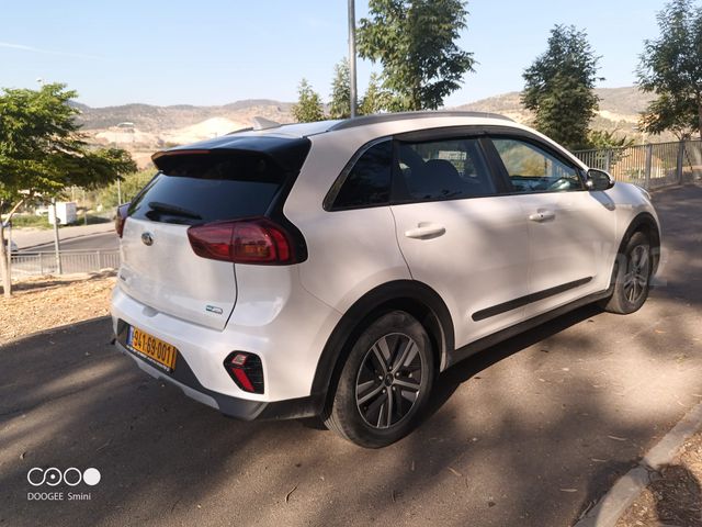 קיה נירו