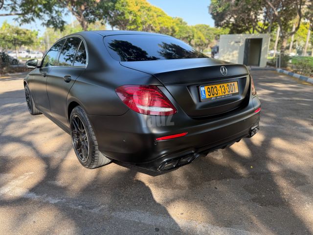 מודעת רכב מרצדס-בנץ E-class
