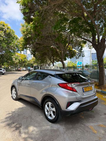 טויוטה C-HR