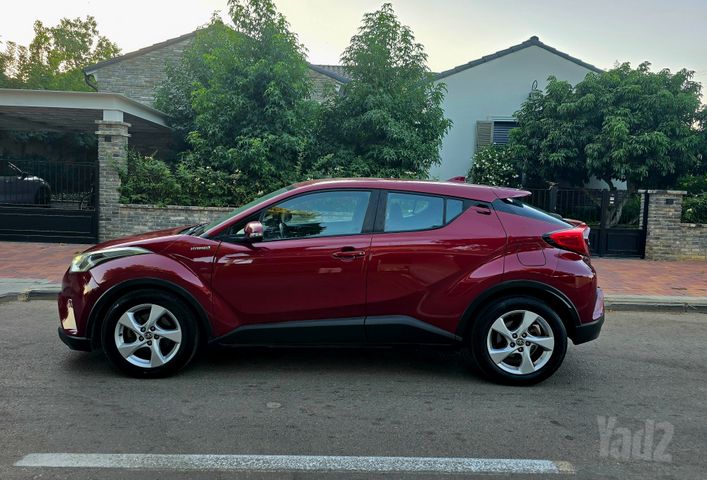 טויוטה C-HR