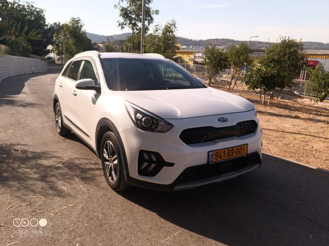 קיה נירו
