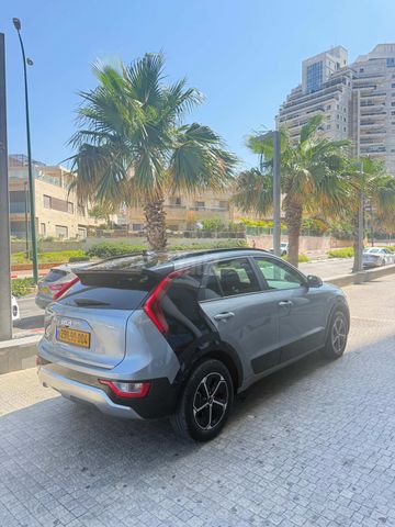 קיה נירו
