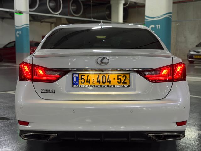 לקסוס GS