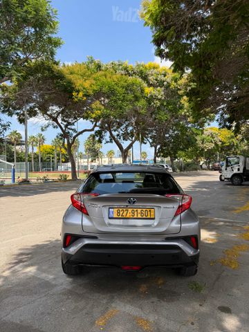 טויוטה C-HR
