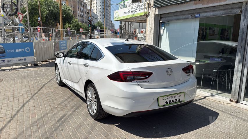 אופל אינסיגניה
