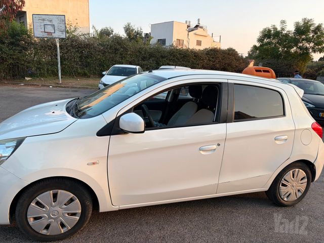 מיצובישי ספייס סטאר