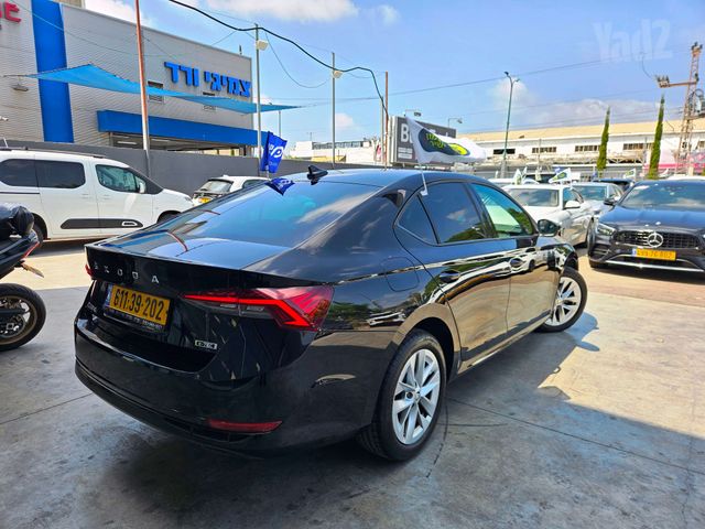 סקודה אוקטביה