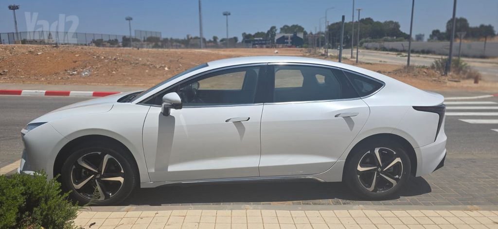 אי.וי איזי Limo